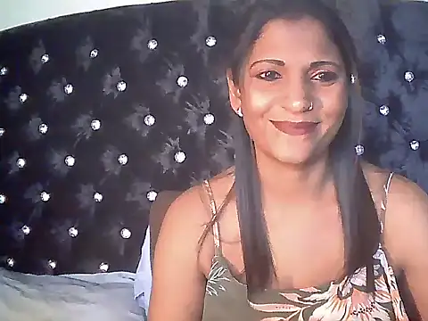indianlusyy online show from October 21, 7:53 am