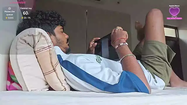 Snapshot of mrbuddy85 chatting on September 11, 11:43 am mrbuddy85 online show from September 11, 11:43 am