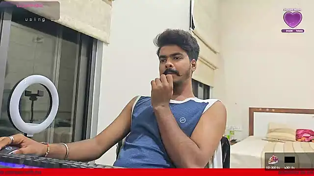 Snapshot of mrbuddy85 chatting on October 10, 5:23 pm mrbuddy85 online show from October 10, 5:23 pm