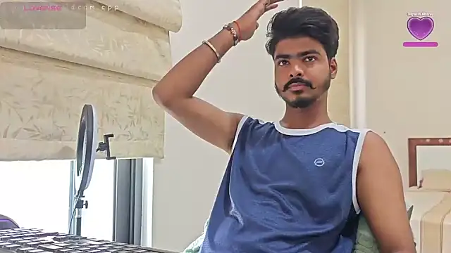 Snapshot of mrbuddy85 chatting on October 16, 9:21 am mrbuddy85 online show from October 16, 9:21 am