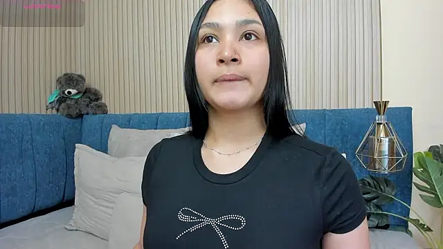 angel ponce online show from March 21, 7:06 pm