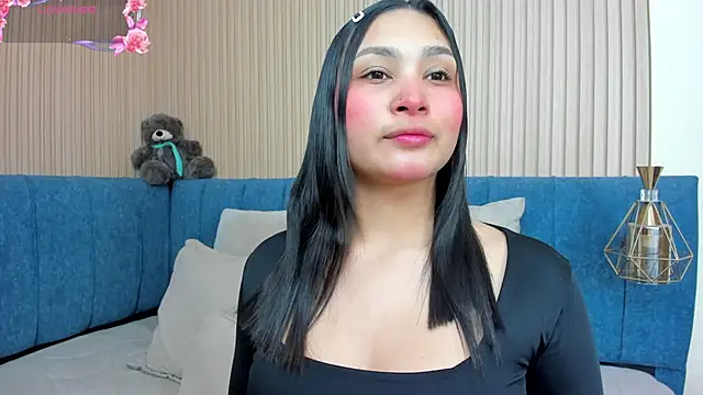 angel ponce online show from June 2, 7:05 pm