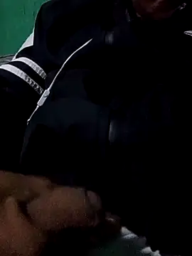 Snapshot of carlo20n chatting on September 14, 3:16 am carlo20n online show from September 14, 3:16 am