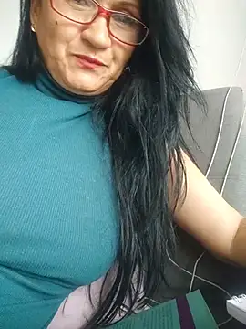 Snapshot of Ternura_Prohibida chatting on April 22, 8:10 pm Ternura Prohibida online show from April 22, 8:10 pm
