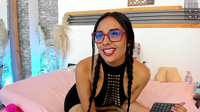 Snapshot of Sarita__love chatting on March 30, 1:39 am Sarita love online show from March 30, 1:39 am