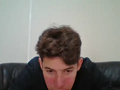 Maxtaylor18 online show from November 11, 4:12 am