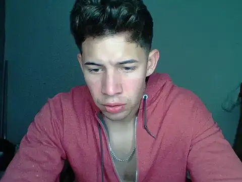 Maxtaylor18 online show from January 16, 2:37 am