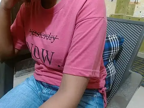 Snapshot of shallyji chatting on September 20, 4:46 am shallyji online show from September 20, 4:46 am