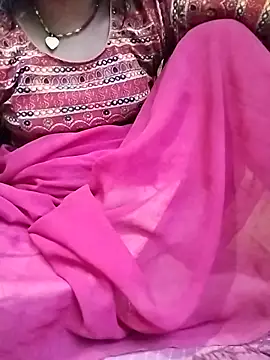 Snapshot of Gopika_Dudi chatting on June 21, 12:13 am Gopika Dudi online show from June 21, 12:13 am
