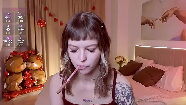 Lisa Blossom online show from February 12, 6:08 am