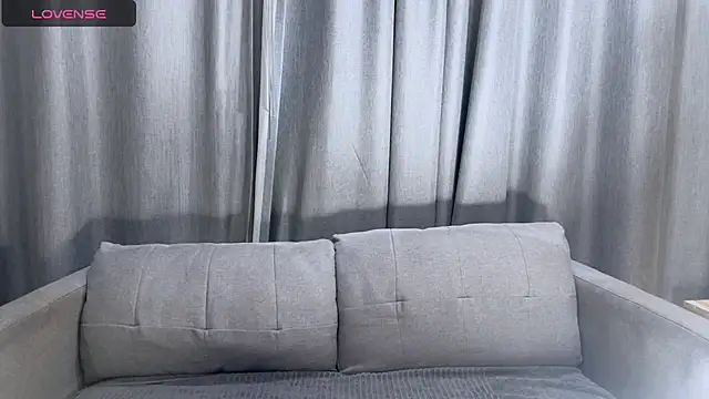 Snapshot of penny_coco chatting on February 2, 4:38 pm penny coco online show from February 2, 4:38 pm