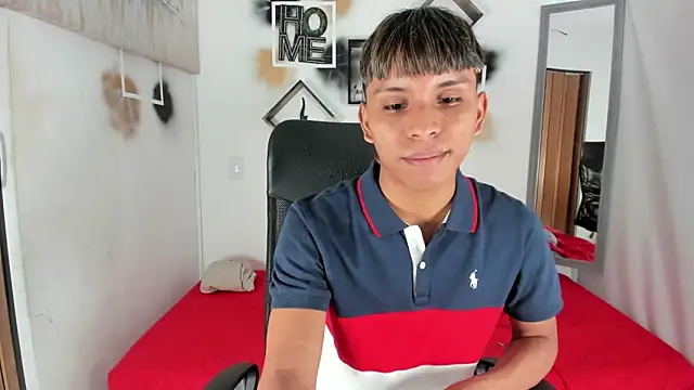 tyler twink boy online show from October 12, 12:48 pm