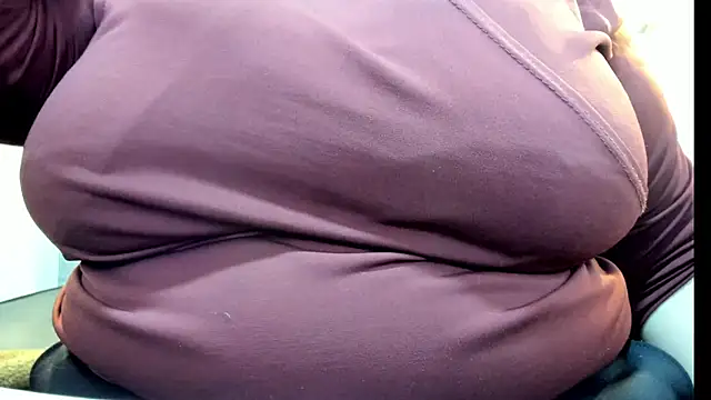  Emily rosee  online show from October 30, 11:11 am