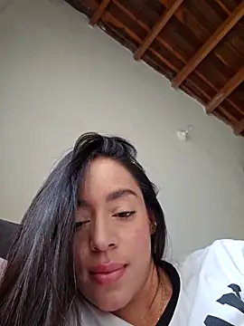 AriadnaTaylor online show from November 18, 6:34 pm