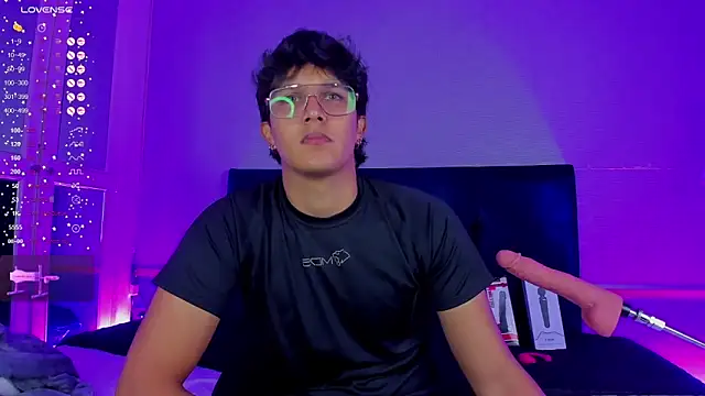 Leo Savage  online show from November 3, 3:41 am