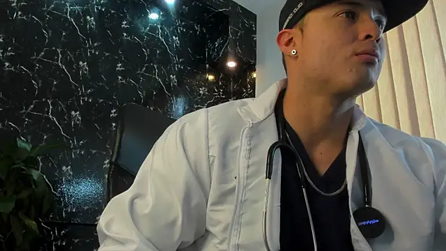 Snapshot of Alexander_ferre chatting on September 11, 4:07 pm Alexander ferre online show from September 11, 4:07 pm