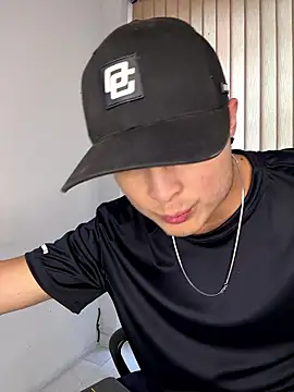 Snapshot of Alexander_ferre chatting on January 13, 1:27 pm Alexander ferre online show from January 13, 1:27 pm