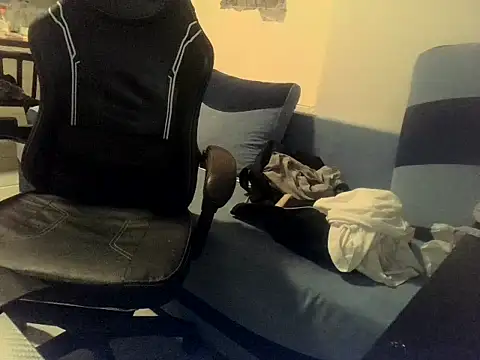 Snapshot of Wyrolowanyyy chatting on February 26, 9:03 pm Wyrolowanyyy online show from February 26, 9:03 pm