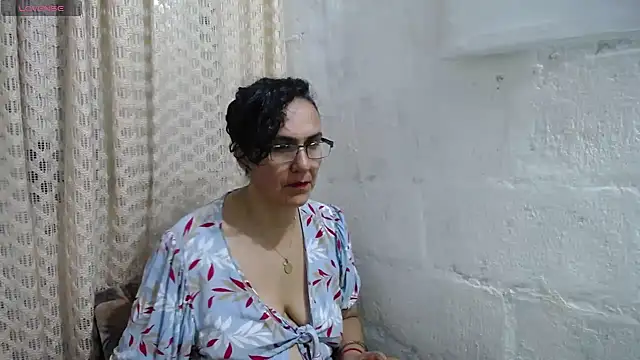 gabbyparker  online show from September 22, 8:49 am