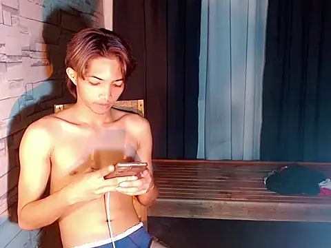 addicted to alex online show from January 11, 1:05 pm