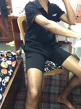 Snapshot of ShayanLK chatting on January 5, 5:38 pm ShayanLK online show from January 5, 5:38 pm