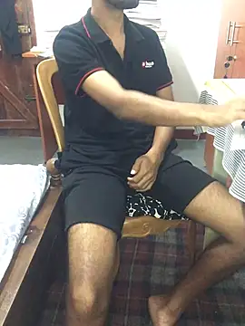 Snapshot of ShayanLK chatting on January 6, 5:44 am ShayanLK online show from January 6, 5:44 am