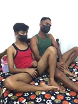 Snapshot of ShayanLK chatting on January 12, 8:52 am ShayanLK online show from January 12, 8:52 am