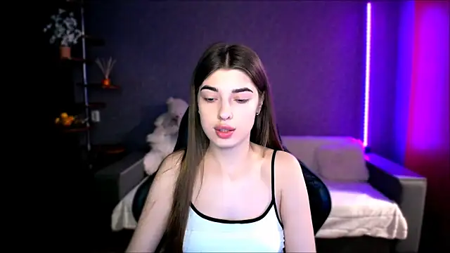 Dianaa Lee0 online show from September 18, 5:26 pm