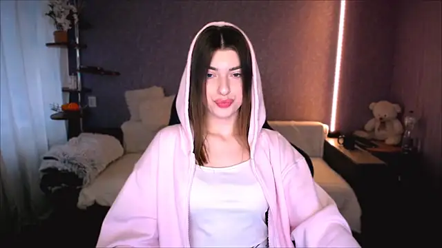 Dianaa Lee0 online show from May 30, 12:46 pm