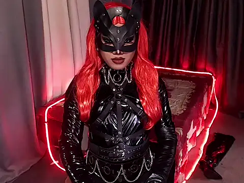 Snapshot of Hail_ur_Dominant chatting on September 16, 12:33 am Hail ur Dominant online show from September 16, 12:33 am