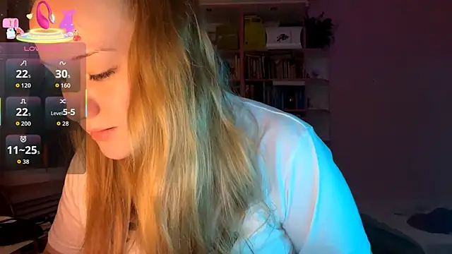 PandaFluff online show from September 19, 4:40 pm