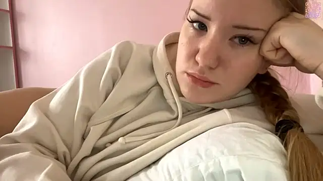 PandaFluff online show from February 13, 6:20 am