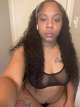 ObsessedWLyla online show from January 15, 10:09 am