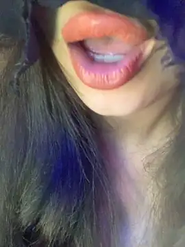 Dahab  online show from March 30, 11:55 am