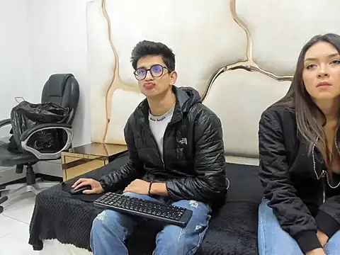 Noa Arez online show from October 1, 3:01 am