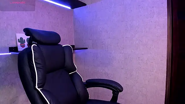 RenataLeclair online show from October 11, 4:49 pm