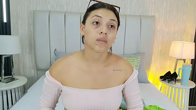 Lexxi gb online show from July 8, 8:46 pm