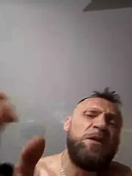 Snapshot of diorjador chatting on July 19, 5:11 am diorjador online show from July 19, 5:11 am
