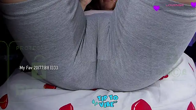 Cameltoe squirt inPants online show from February 11, 4:56 pm