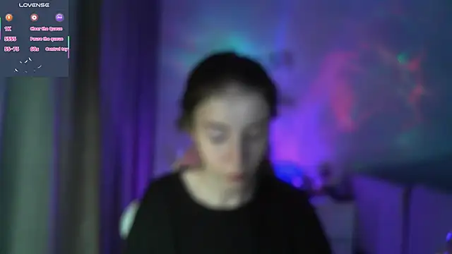 Snapshot of eskatmi chatting on February 16, 2:51 am eskatmi online show from February 16, 2:51 am