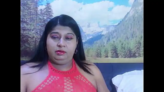 Snapshot of indianhoney694u chatting on March 4, 5:02 am indianhoney694u online show from March 4, 5:02 am