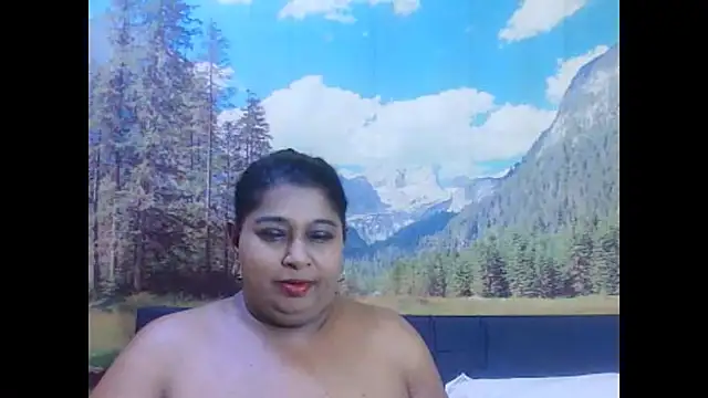 Snapshot of indianhoney694u chatting on March 7, 10:56 am indianhoney694u online show from March 7, 10:56 am
