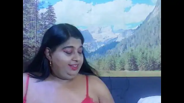 Snapshot of indianhoney694u chatting on March 10, 5:12 am indianhoney694u online show from March 10, 5:12 am
