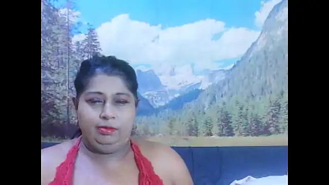 Snapshot of indianhoney694u chatting on March 30, 5:08 am indianhoney694u online show from March 30, 5:08 am