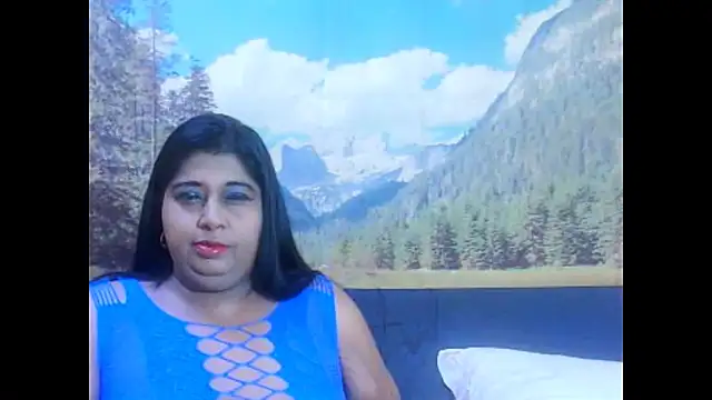 Snapshot of indianhoney694u chatting on April 9, 5:18 am indianhoney694u online show from April 9, 5:18 am
