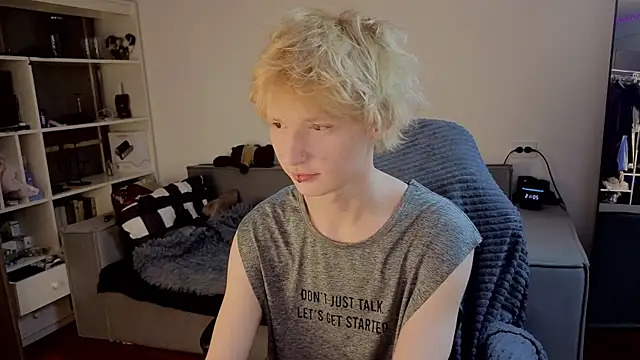 Your avatar online show from October 8, 6:05 pm