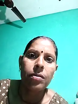 Snapshot of Suhana_pandit chatting on September 22, 10:12 pm Suhana pandit online show from September 22, 10:12 pm
