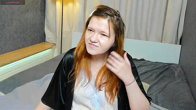 Nora lovvvv online show from October 22, 11:10 am