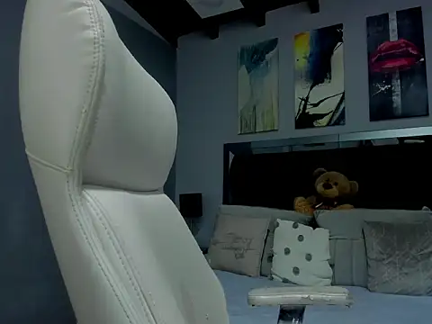 dalila macherano1 online show from September 19, 10:32 pm