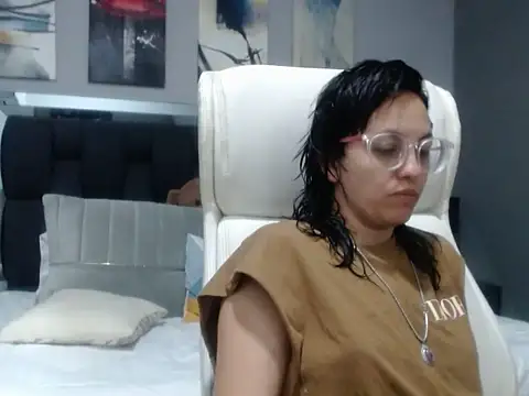 dalila macherano1 online show from September 29, 6:07 am